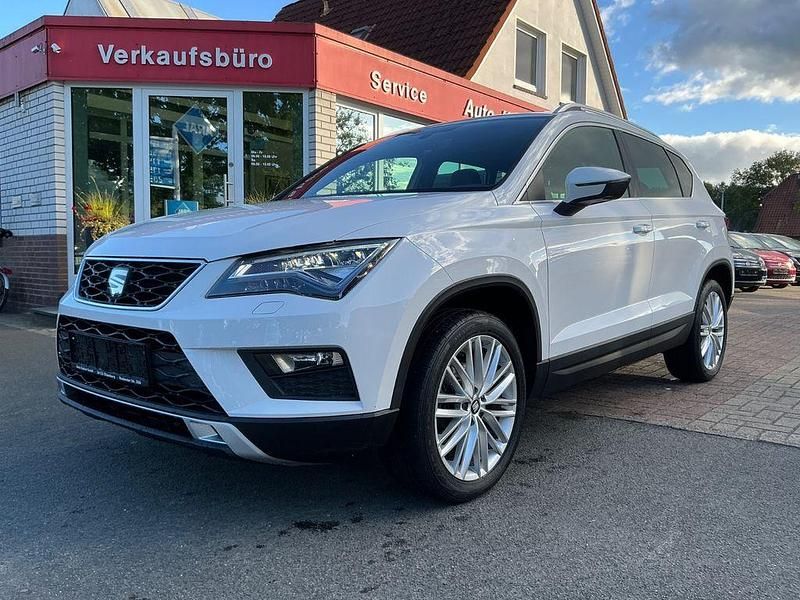 Weiß Gebraucht 2016 Seat Ateca XCELLENCE SUV | 16.900 € (Fairer Preis) - Bild 1/4