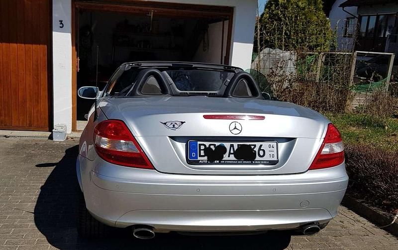 Silber Gebraucht 2006 Mercedes SLK200 Cabrio | 12.000 € (Fairer Preis) - Bild 1/4