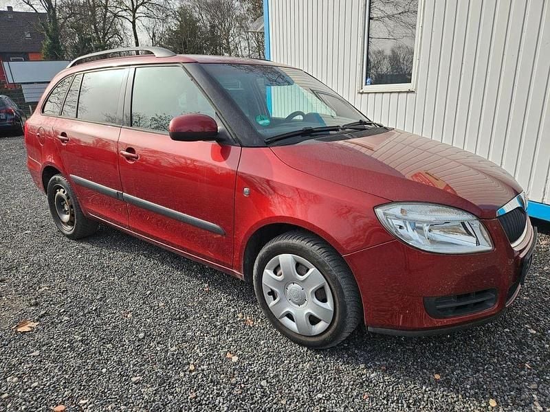 Gebraucht Skoda Fabia Ambiente 69 PS (50 kW) 2008 Rot Kombi