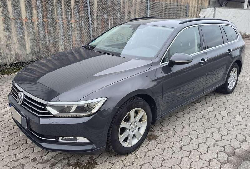 Gebraucht VW Passat Comfortline 150 PS (110 kW) 2015 Kombi