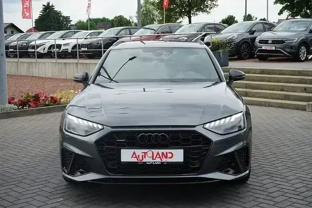 Gebraucht Audi A4 Competition 204 PS (150 kW) 2025 Daytonagrau perleffekt Limousine