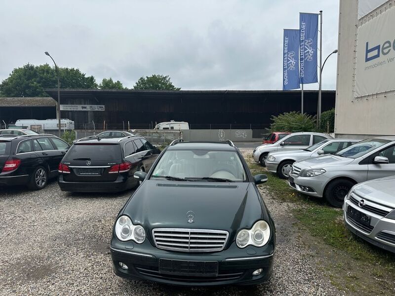 Grün Gebraucht 2007 Mercedes C180 Kombi | 1.699 € (Superpreis) - Bild 1/4