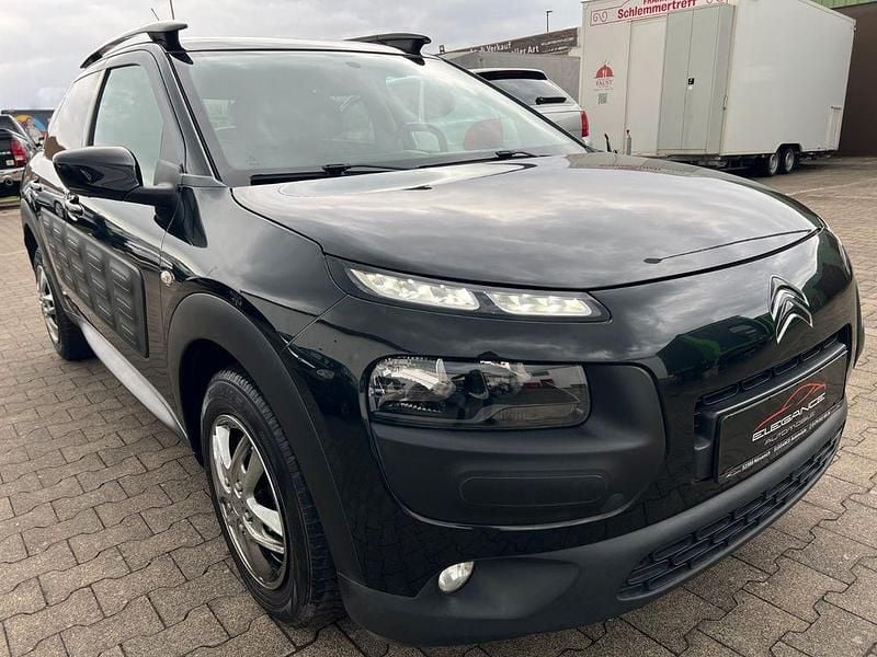 Gebraucht Citroën C4 82 PS (60 kW) 2017 Schwarz Limousine