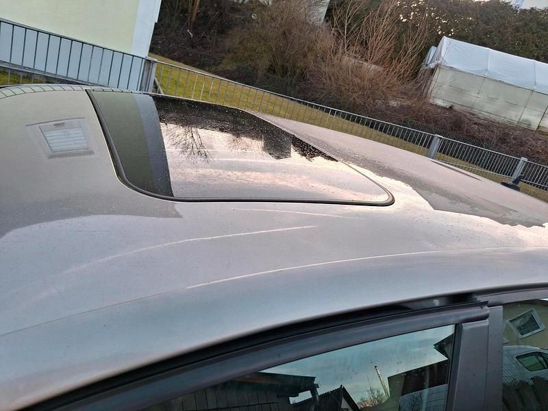 Gebraucht VW Golf V 116 PS (85 kW) 2004 Gelb Kleinwagen