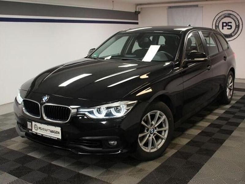 Gebraucht BMW 318 136 PS (100 kW) 2018 Schwarz Kombi