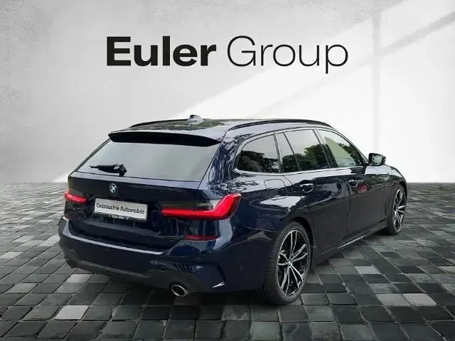 Używany BMW 330 Performance 286 KM (210 kW) 2020 Niebieski Kombi