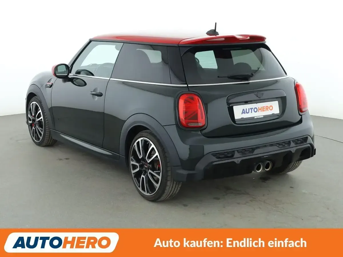 Gebraucht Mini John Cooper Works 231 PS (169 kW) 2021 Grün Kleinwagen