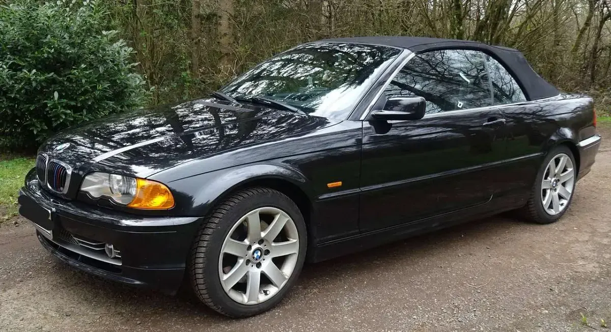Gebraucht BMW 330 231 PS (169 kW) 2002 Schwarz Cabrio