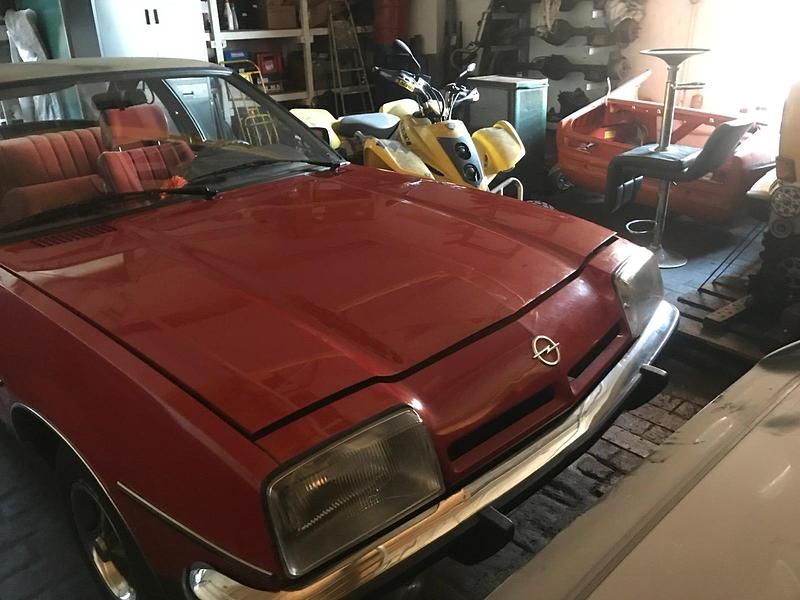 Rot Gebraucht 1979 Opel Manta S Coupé | 8.888 € - Bild 1/4