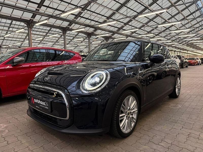 Gebraucht Mini Cooper SE 135 kW (184 PS) 2022 Schwarz Kleinwagen