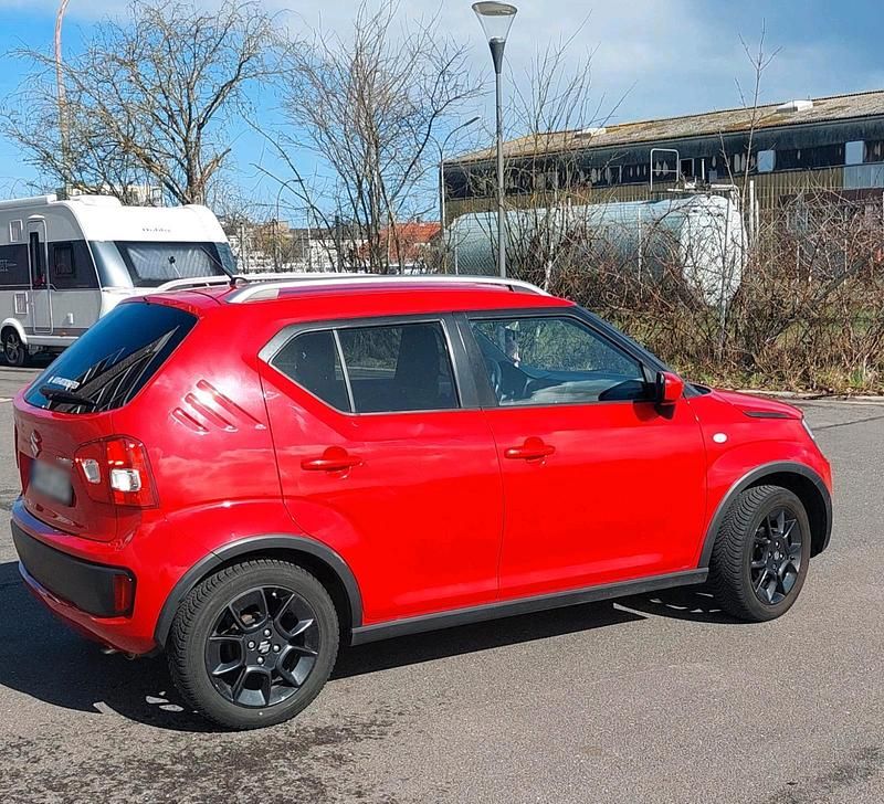 Gebraucht Suzuki Ignis 90 PS (66 kW) 2017 Rot SUV