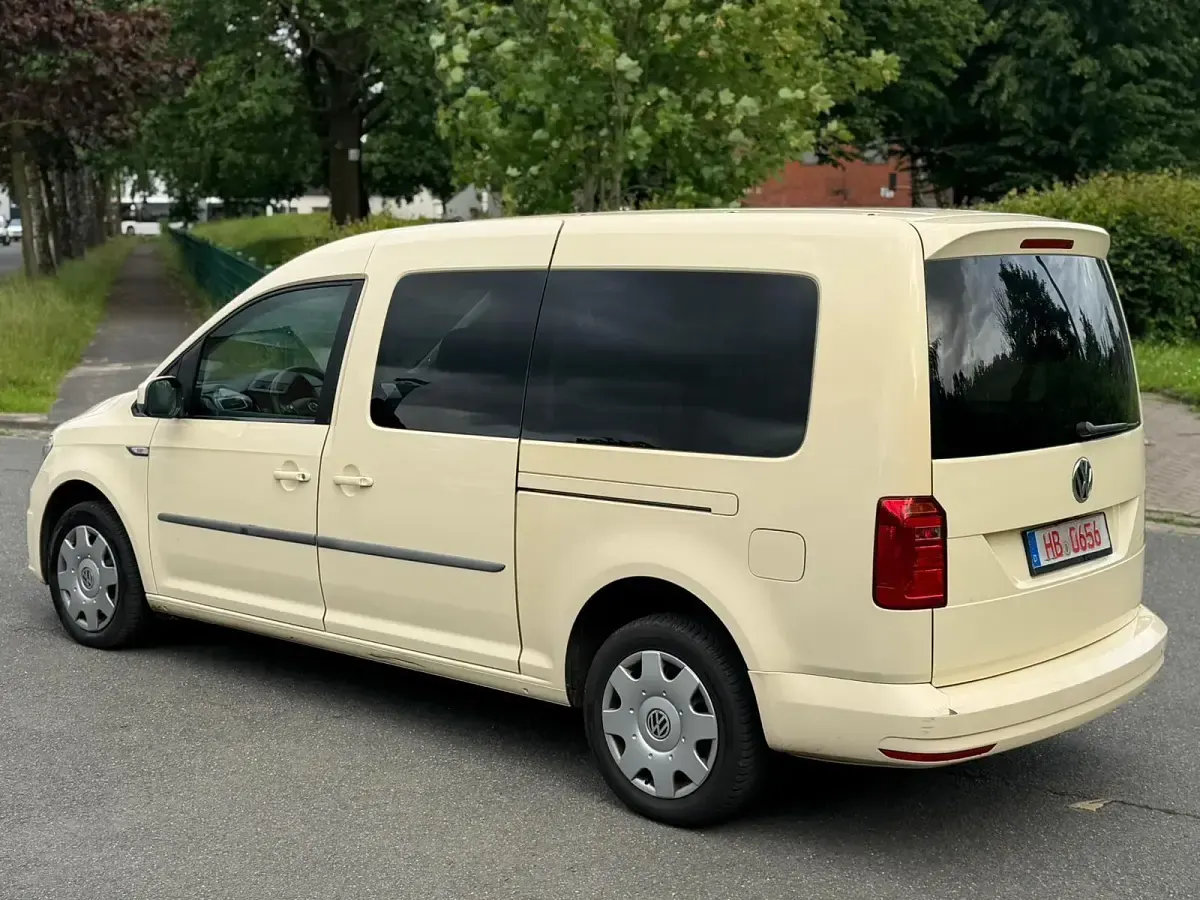 Gebraucht VW Caddy Maxi 102 PS (75 kW) 2019 Beige Van / Kleinbus