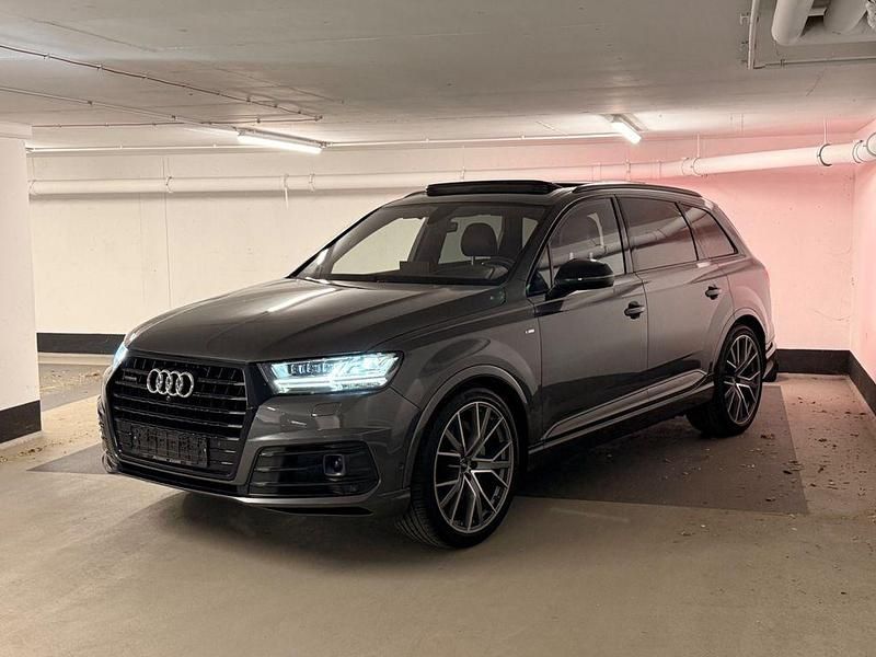 Gebraucht Audi Q7 S-Line 272 PS (200 kW) 2018 Grau SUV
