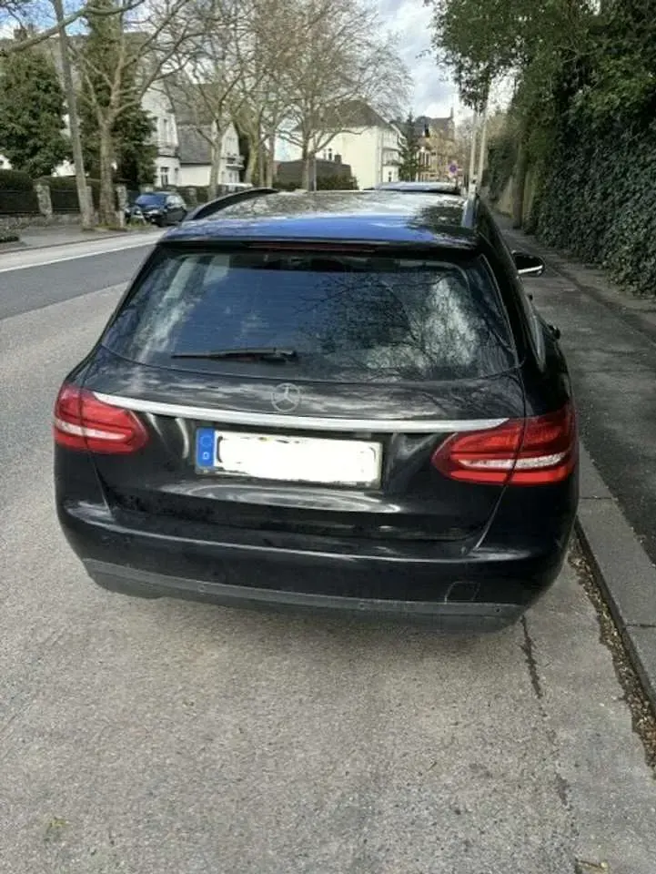 Gebraucht Mercedes C220 170 PS (125 kW) 2017 Schwarz Kombi