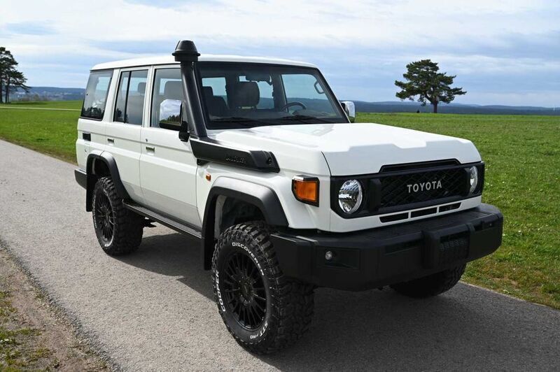 Gebraucht Toyota Land Cruiser 231 PS (169 kW) 2024 Weiß SUV