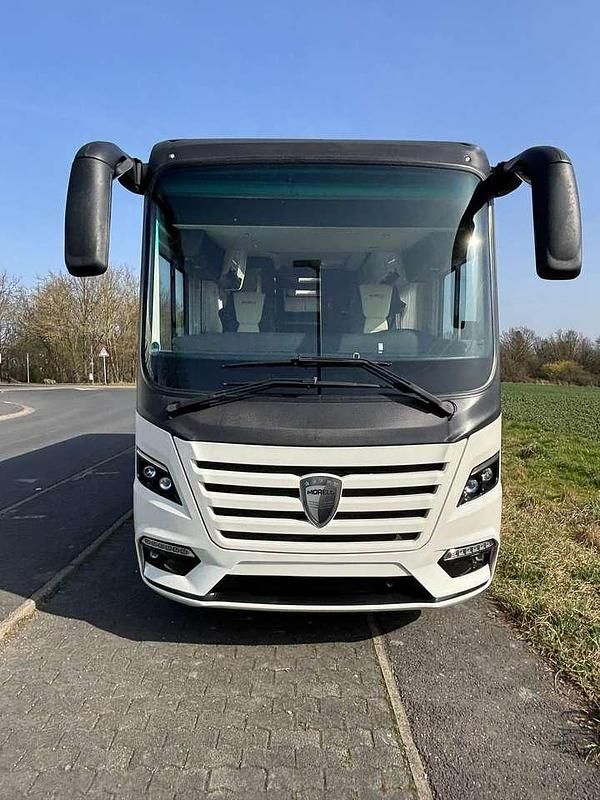 Gebraucht Iveco Daily 204 PS (150 kW) 2019 Weiß Van