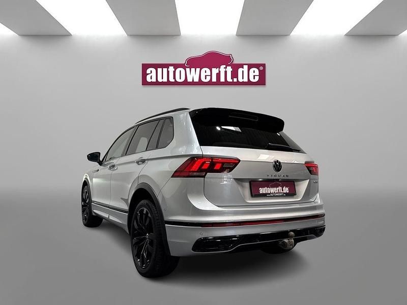 Gebraucht VW Tiguan R-line 200 PS (147 kW) 2022 Silber SUV