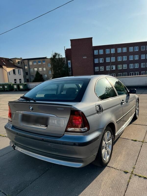Silber Gebraucht 2004 BMW 316 Coupé | 3.199 € - Bild 1/4