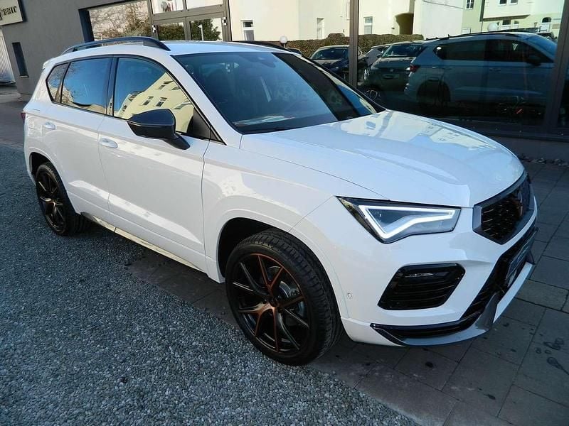 Neu Cupra Ateca 150 PS (110 kW) 2026 Bila weiß SUV