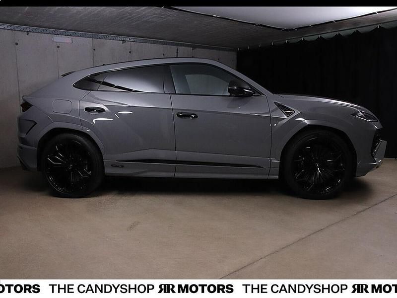 Second-hand Lamborghini Urus 799 CP (587 kW) 2025 Gri SUV