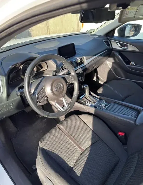 Usata Mazda 3 Center-Line 120 CV (88 kW) 2018 Bianco Berlina