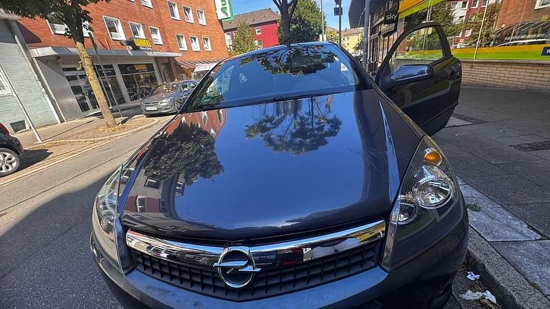 Blau Gebraucht 2007 Opel Astra GTC Kleinwagen | 2.500 € (Fairer Preis) - Bild 1/4
