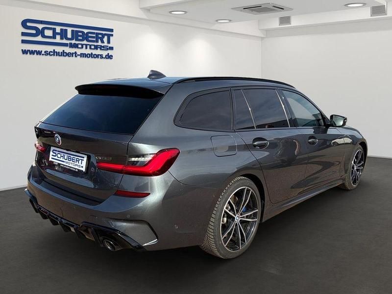 Gebraucht BMW 330 M Sport 286 PS (210 kW) 2021 Mineralgrau metallic Kombi