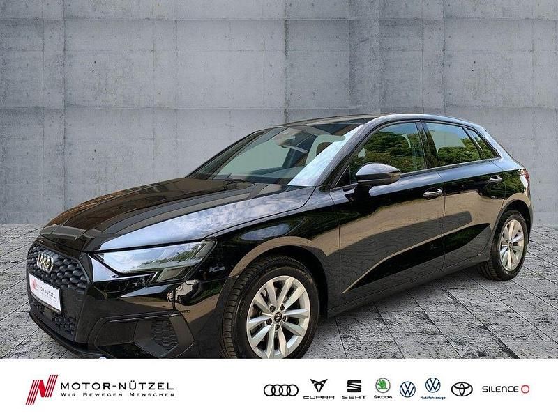 Schwarz Gebraucht 2023 Audi A3 Sportback Limousine | 26.430 € (Fairer Preis) - Bild 1/4
