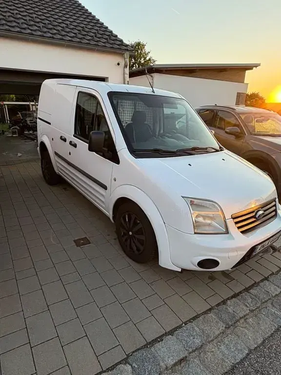 Gebraucht Ford Transit Connect 90 PS (66 kW) 2010 Weiß Van / Kleinbus