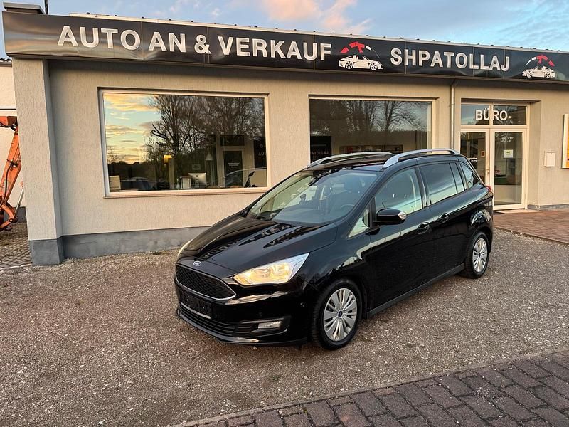 Shadow black Gebraucht 2017 Ford Grand C-Max Van / Kleinbus | 9.999 € (Guter Preis) - Bild 1/4
