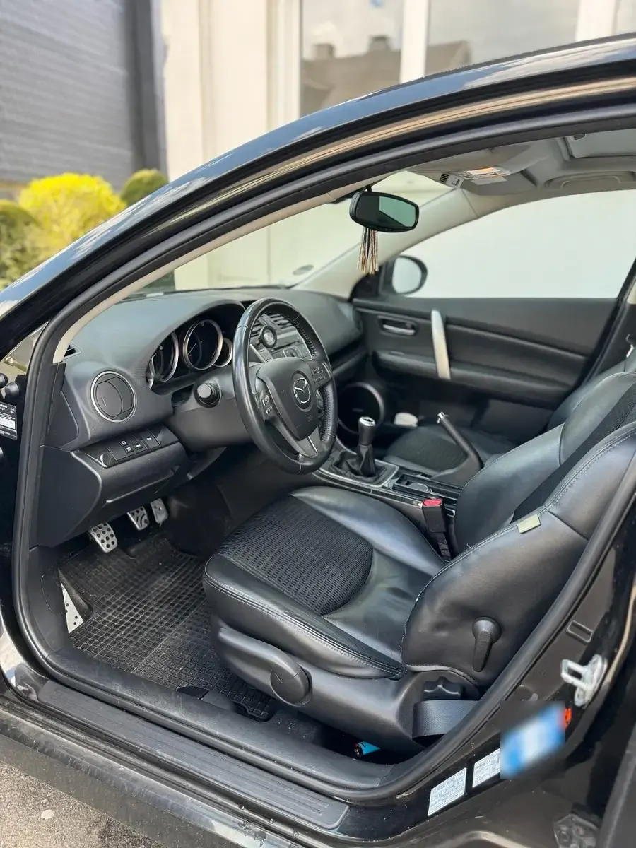 Second-hand Mazda 6 185 CP (136 kW) 2009 Negru Berlinǎ