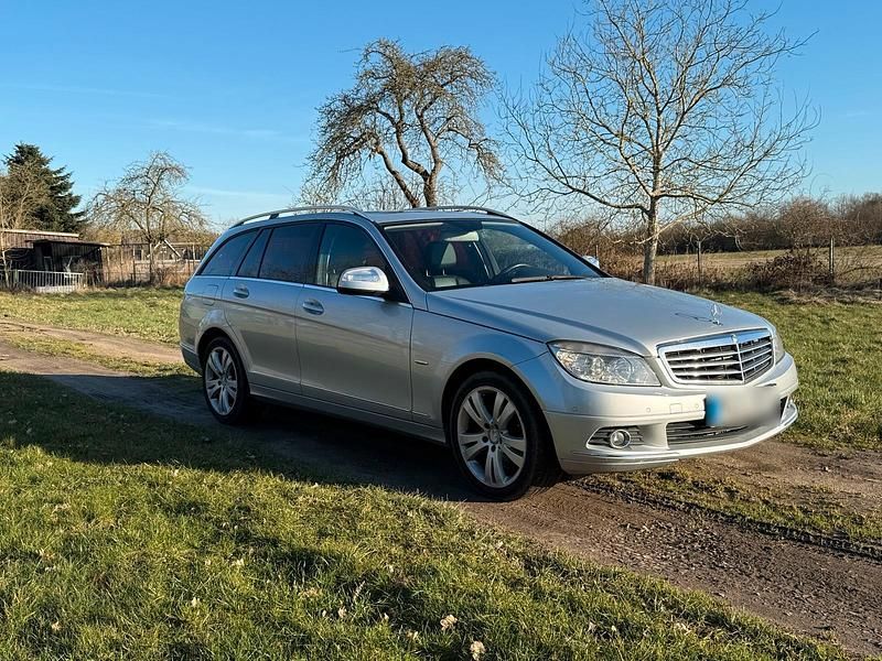 Gebraucht Mercedes C320 Elegance 224 PS (164 kW) 2008 Silber Kombi