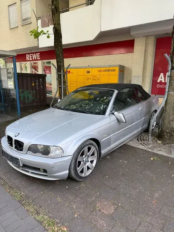 Gebraucht BMW 320 Cabriolet 170 PS (125 kW) 2000 Silber Cabrio