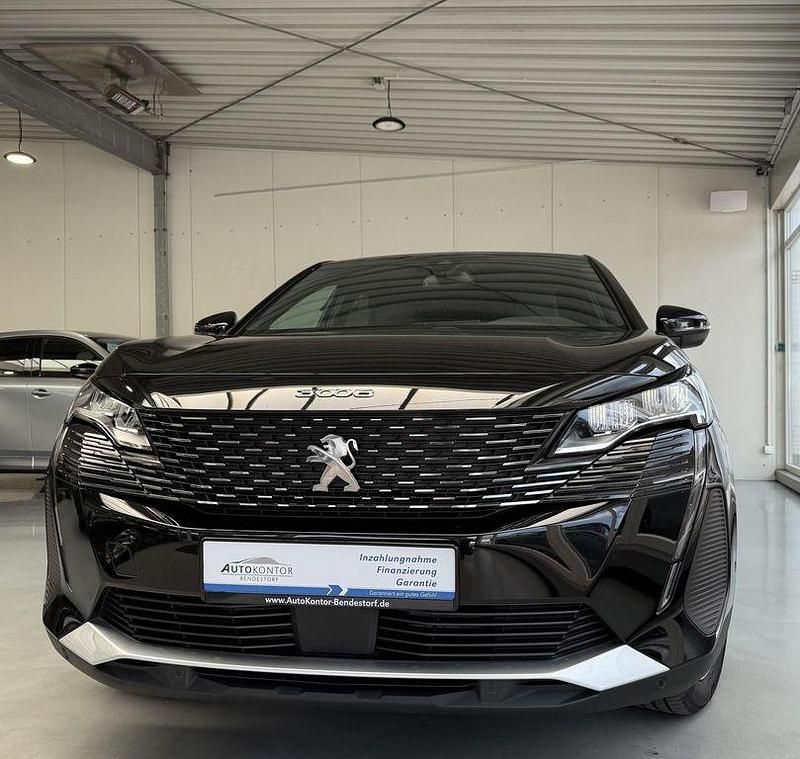 Schwarz Gebraucht 2024 Peugeot 3008 Allure SUV | 23.970 € (Superpreis) - Bild 1/4