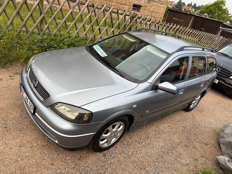 Silber Gebraucht 2003 Opel Astra Njoy Kombi | 1.234 € - Bild 1/4