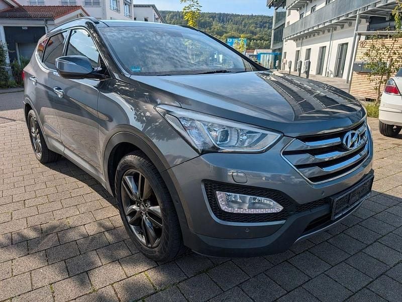 Silber Gebraucht 2013 Hyundai Santa Fe Premium SUV | 12.450 € - Bild 1/4