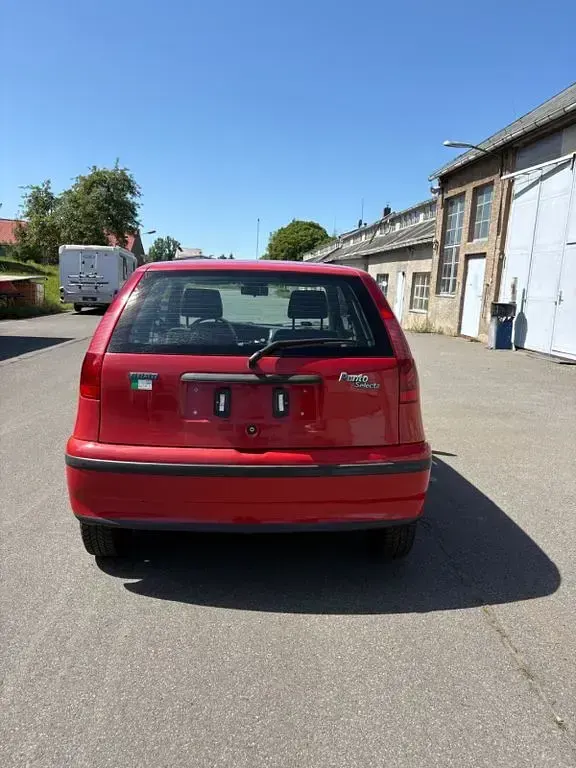 Gebraucht Fiat Punto 60 PS (44 kW) 1999 Rot Limousine