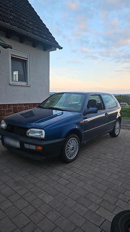 Gebraucht VW Golf 75 PS (55 kW) 1994 Blau Coupé