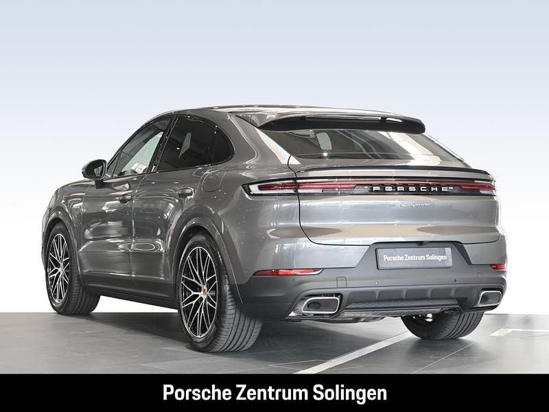 Gebraucht Porsche Cayenne 470 PS (345 kW) 2025 Grau SUV