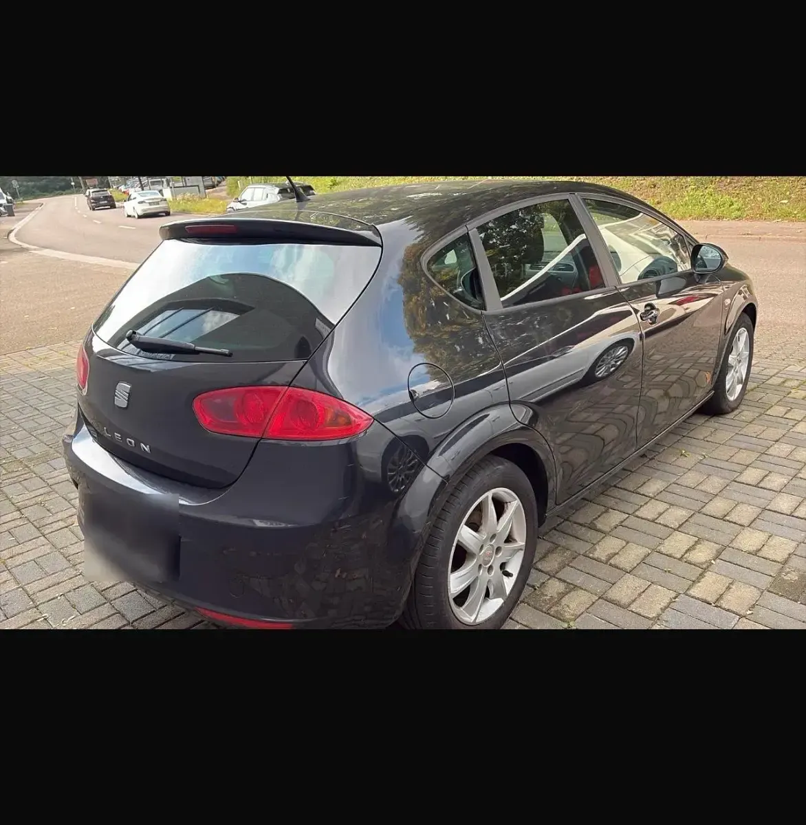 Gebraucht Seat Leon 105 PS (77 kW) 2010 Schwarz Kleinwagen