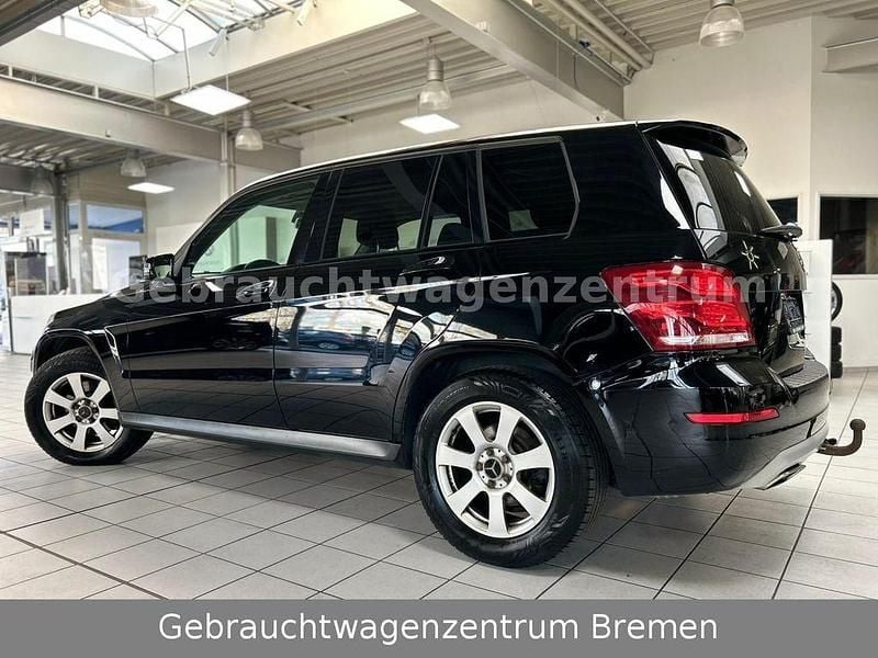 Gebraucht Mercedes GLK200 143 PS (105 kW) 2012 Schwarz SUV