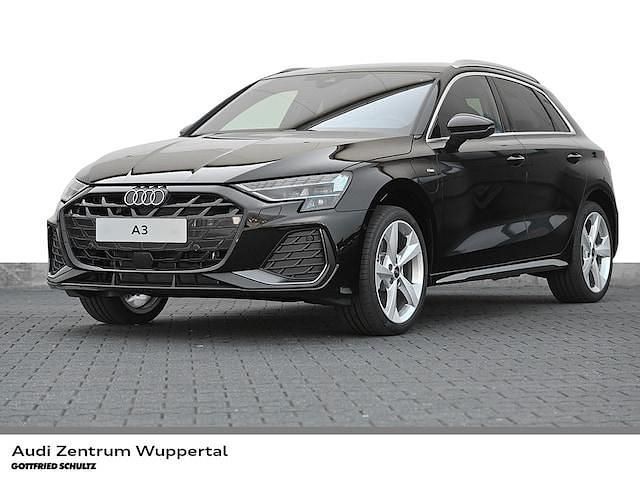 Mythosschwarz metallic Gebraucht 2025 Audi A3 Sportback e-tron S-Line Limousine | 49.960 € - Bild 1/4