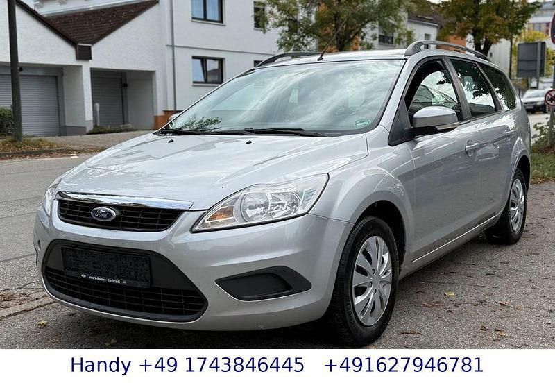 Silber Gebraucht 2009 Ford Focus Style Kombi | 1.590 € (Guter Preis) - Bild 1/4