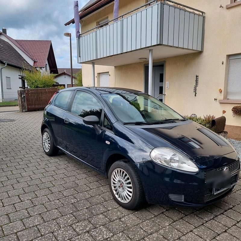 Blau Gebraucht 2009 Fiat Punto Kleinwagen | 1.250 € (Guter Preis) - Bild 1/4