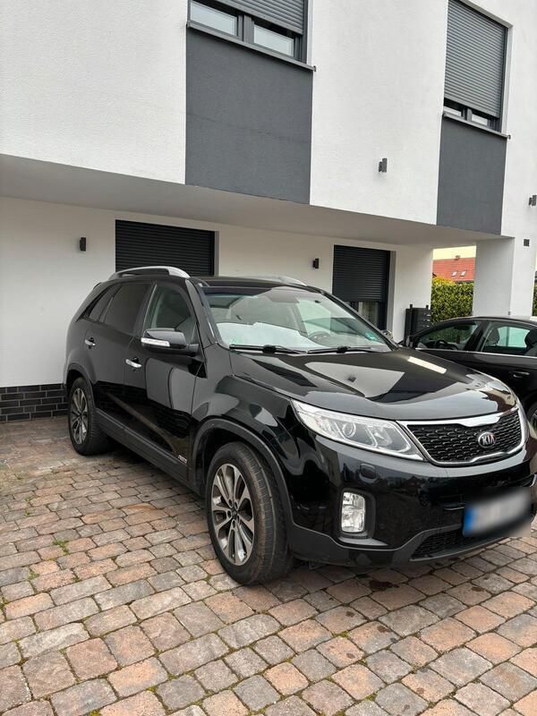 Schwarz Gebraucht 2013 Kia Sorento 2 SUV | 9.700 € (Etwas zu teuer) - Bild 1/4