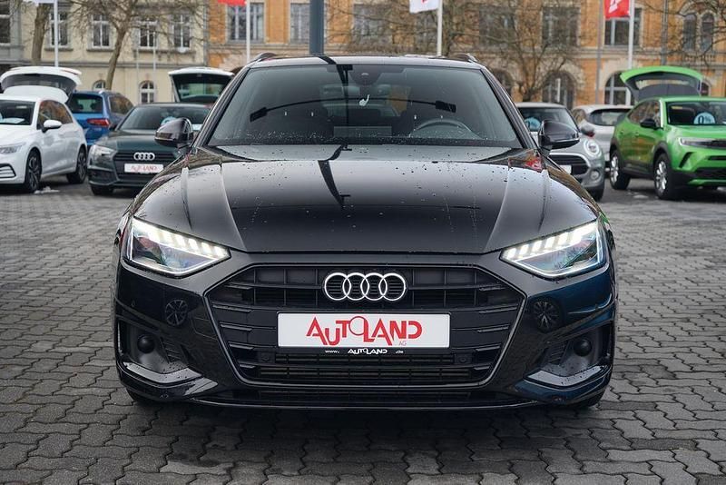 Gebraucht Audi A4 Advanced 204 PS (150 kW) 2021 Schwarz Kombi