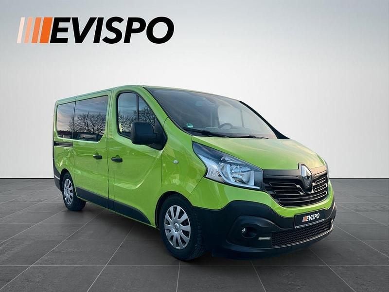 Gebraucht Renault Trafic Expression 145 PS (106 kW) 2018 Grün Van / Kleinbus