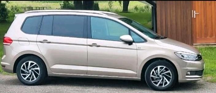 Gelb Gebraucht 2019 VW Touran Join Van / Kleinbus | 19.500 € (Guter Preis) - Bild 1/4