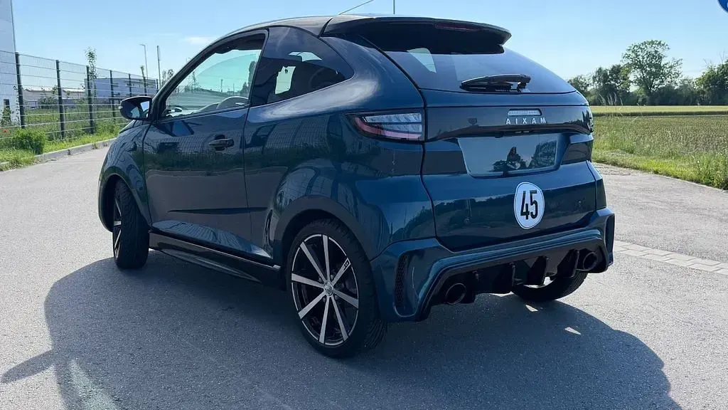 Käytetty Aixam Coupe GTI 2024 Sininen Coupe - kaksiovinen