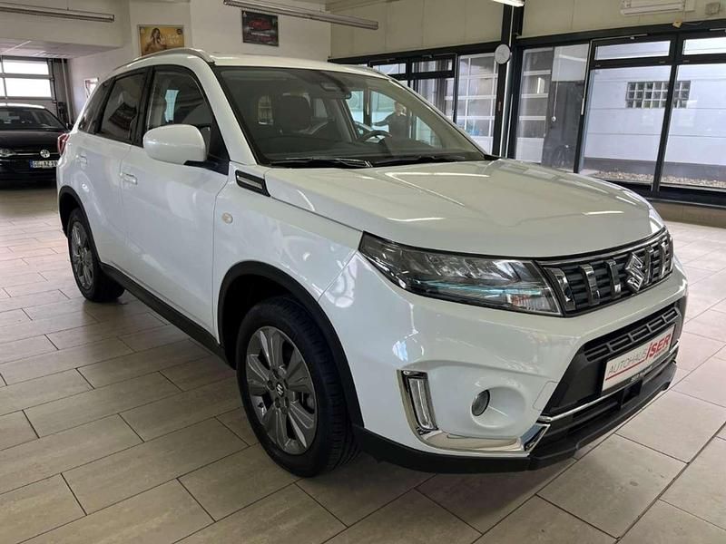 Gebraucht Suzuki Vitara Comfort 129 PS (94 kW) 2021 Weiss SUV